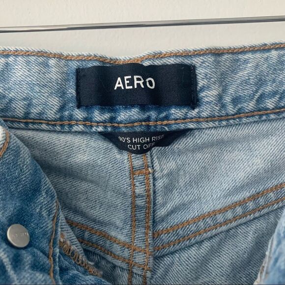 Aero 90's High Rise Cut Off Distressed Medium Mom Jean Wash Shorts - Picture 2 of 5